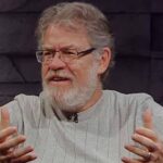 Charlas de Café presenta a Ricardo Forster con su nuevo libro