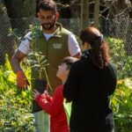 El programa EcoCanje entregó 1.800 plantas y recuperó más de 9.000 envases plásticos